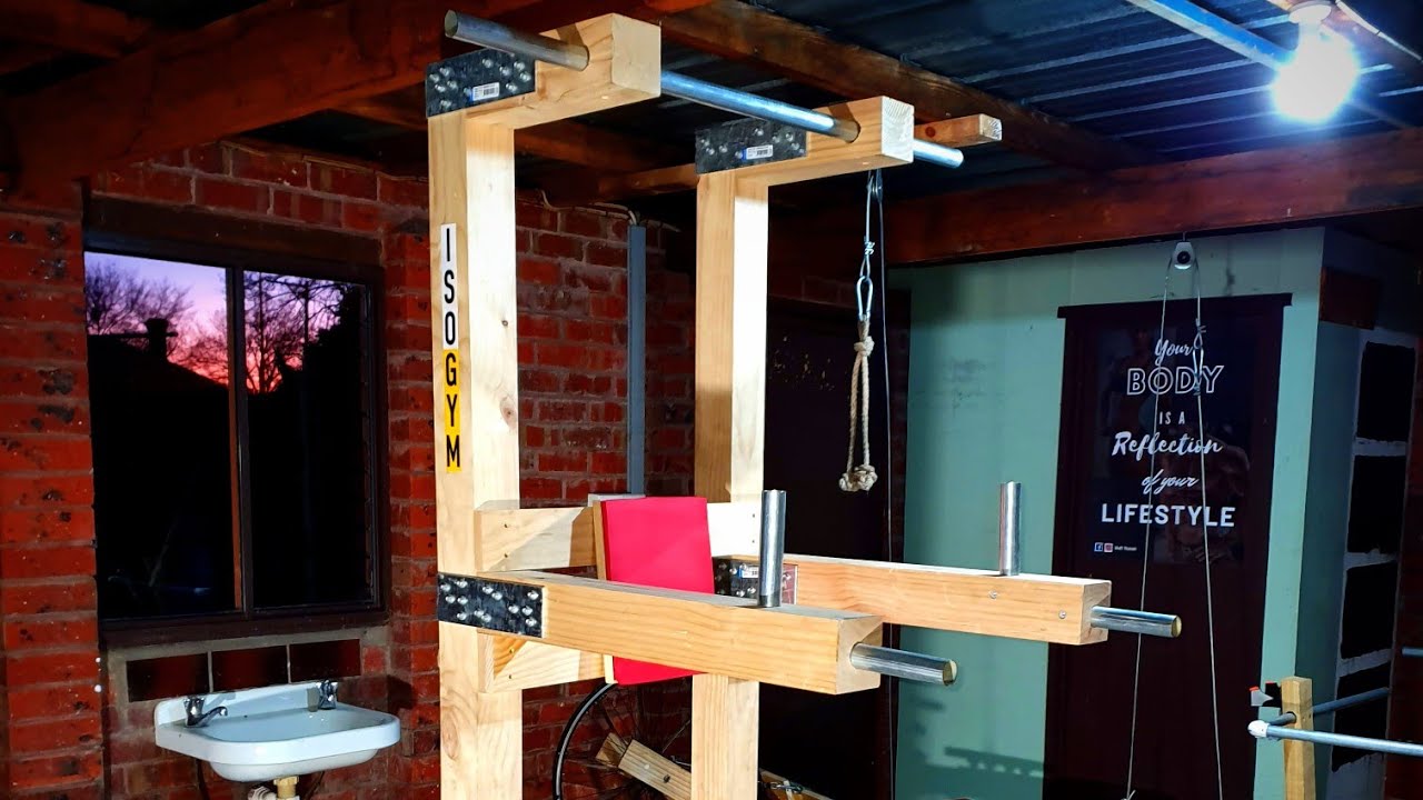 DIY Chin up and Dip Station