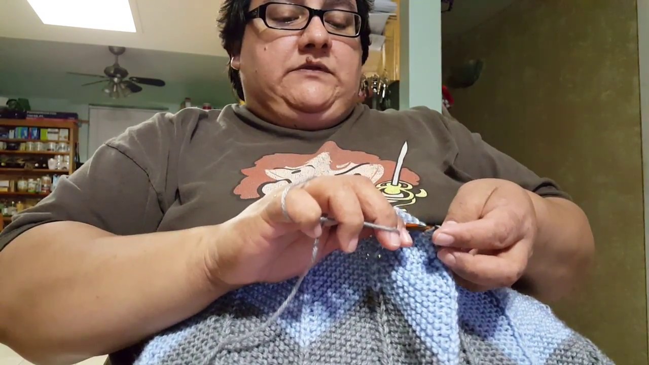 How I Knit... Peruvian Style