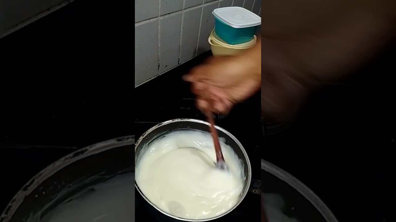 Papa de massa de mandioca pratica, rápida e deliciosa. Receita do tempo da minha avó