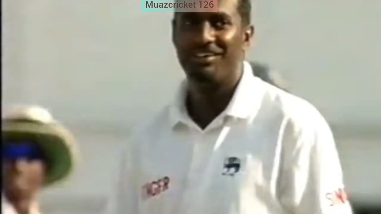 Muttiah Muralitharan High class off spin bowling / Against England 2001 Test series/