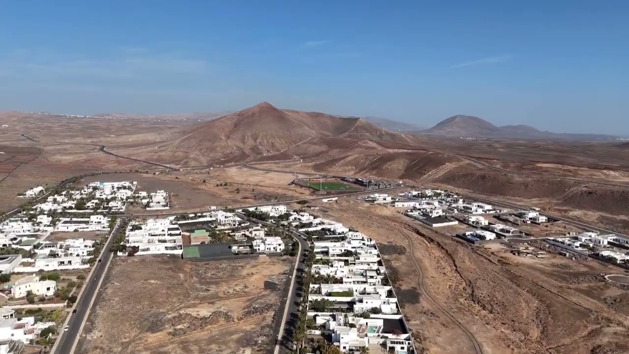 I send My DJI mini 5 pro into the Volcano 🌋 