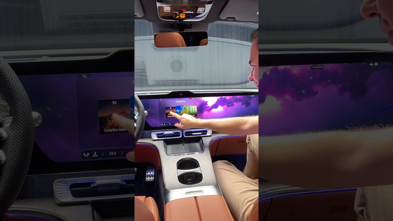Hyperscreen im Mercedes GLC!