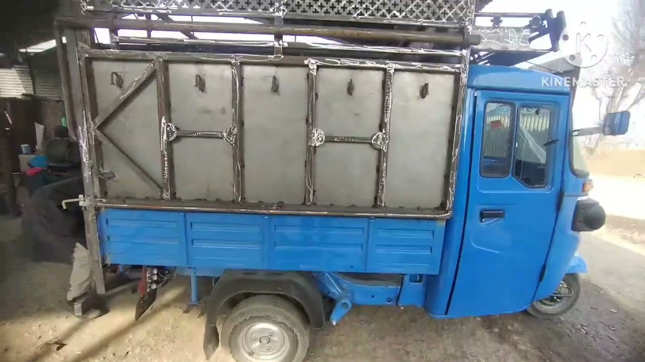 BAJAJ MAXiMA AUTO In Ahanger Engineering works Kathpora Hajin Bandipora Kashmir Cell7889776699