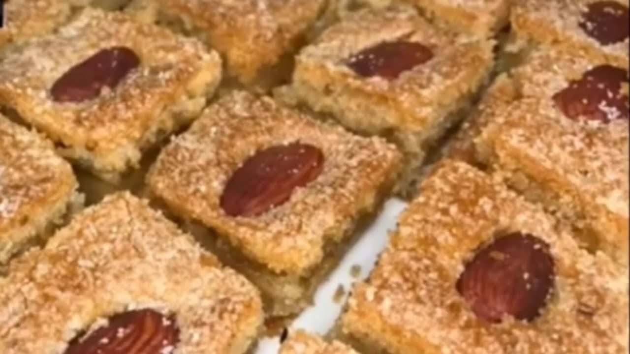حليوة إسبانية ويلا جربتيها غادي تولي مذمنة عليها 😅 مذاق وريحة مغربية torta de aceite malagueña 
