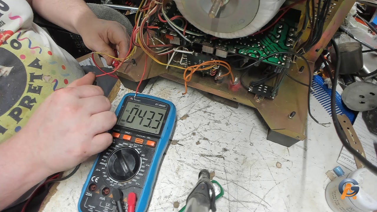 Transformador do PA1800 D (D de Dual Transformers) Tensões e Voltagem