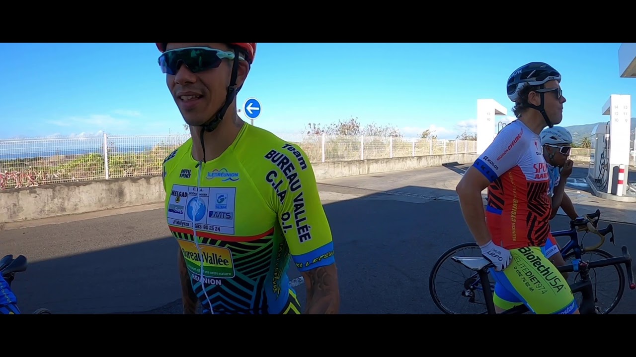 tour de l'île 20 décembre RCD FÊTE CAF (vidéo de Stéphane Laï-kon)