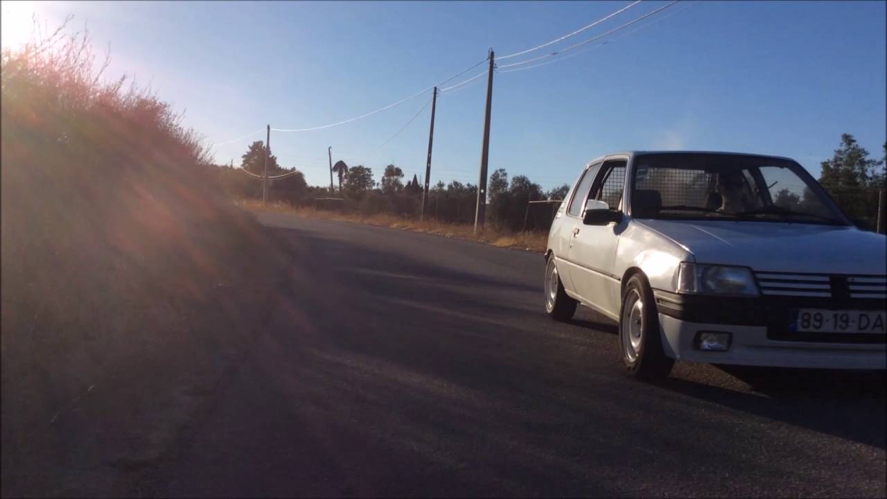 Peugeot 205 XAD 1.9 Turbo - Stance