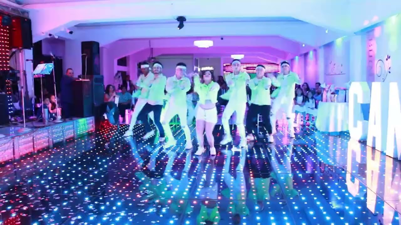 COREOGRAFÍA REGGEATON CON CALMA 15 AÑOS DE CAMILA