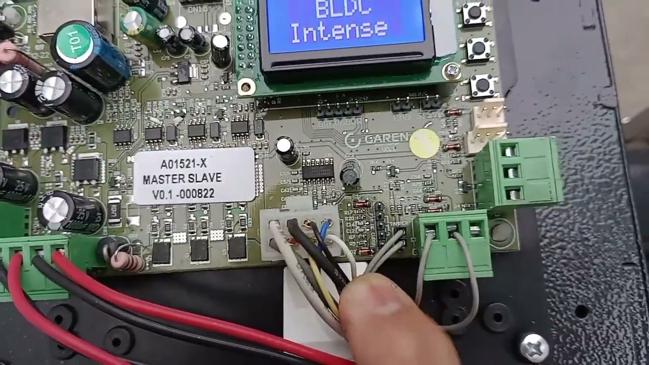 cancela Intense bldc com central master slave @SEGSegurançaEletrônica