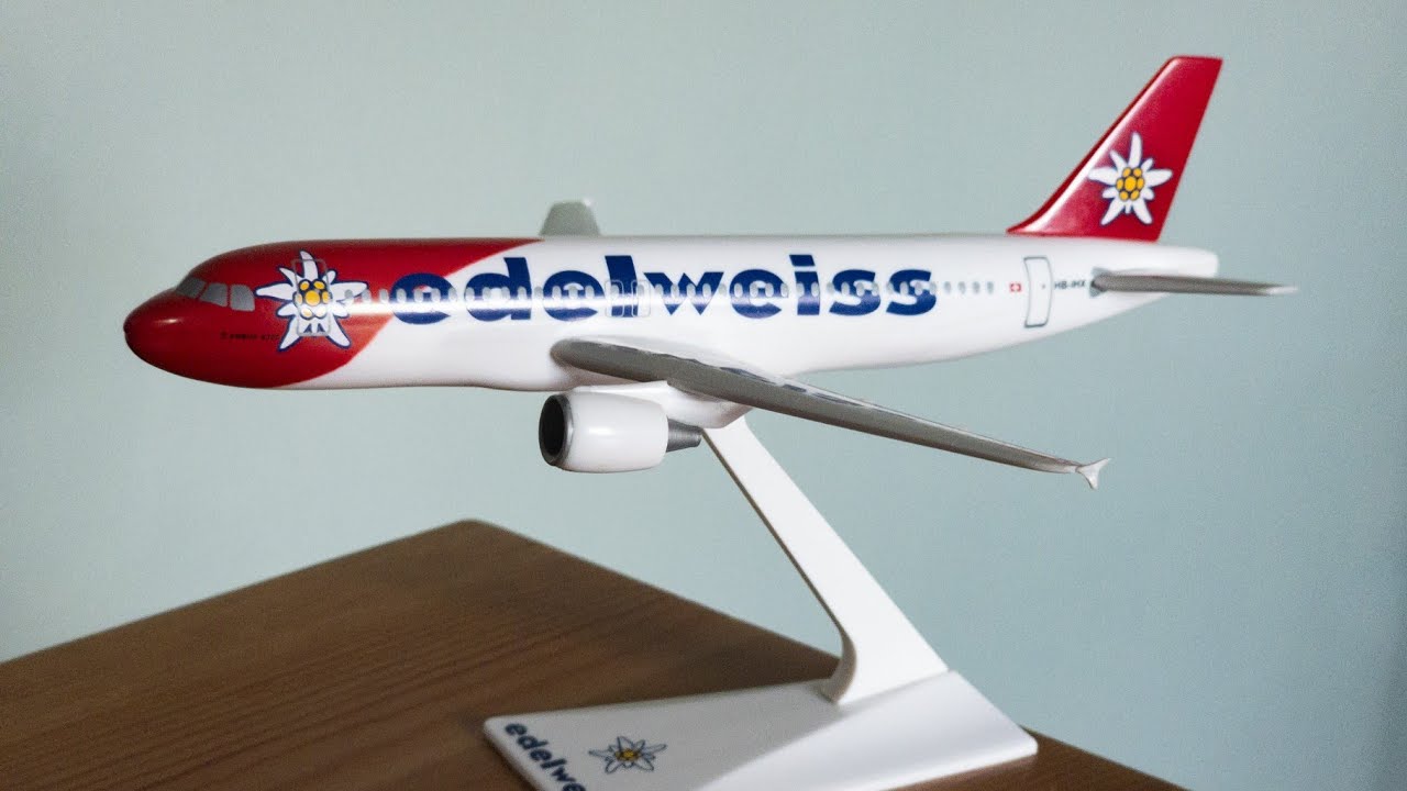 Edelweiss Airbus A320 Flight Miniatures Review 