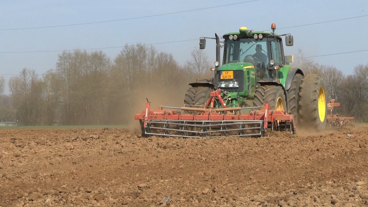 Jaarrond bij Loon- en Grondverzetbedrijf Meiland Azewijn BV Trekkerweb