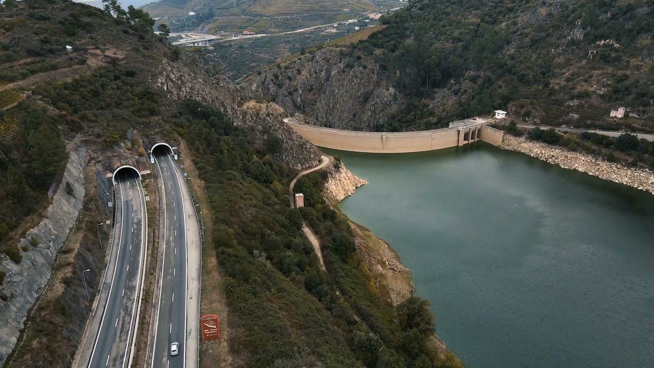 A Impressionante Escadaria da Barragem de Varosa