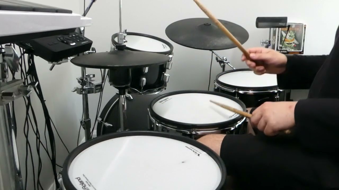 #drums #drumsolo #instadrums #rolanddrums #improvising