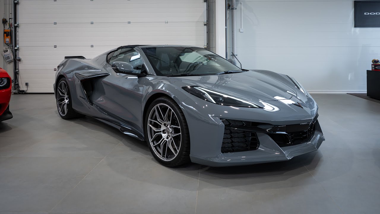 Chevrolet Corvette Z06 Coupe | Full Interior and Exterior Walkaround