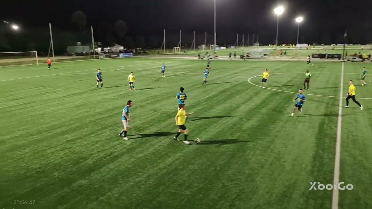 Buddy FC 3 : 2 Falcon FC