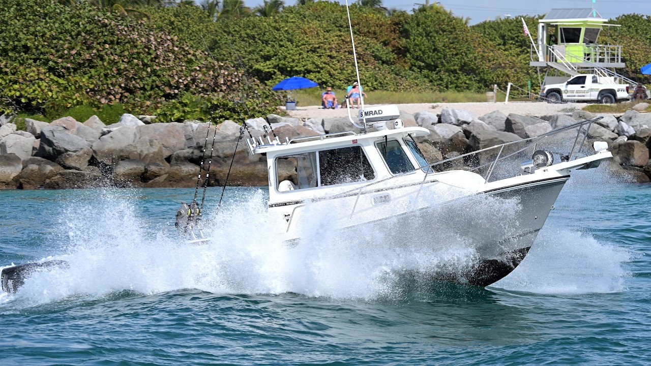 Haulover Inlet Waves Vs. Steiger Craft 25 Miami 2550V Twin Evinrude 150 HO - 4K UHD
