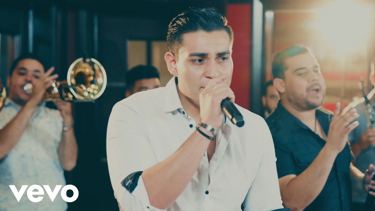 Banda Carnaval - La Historia De Mis Manos (En Vivo Desde El Estudio Andaluz Music)