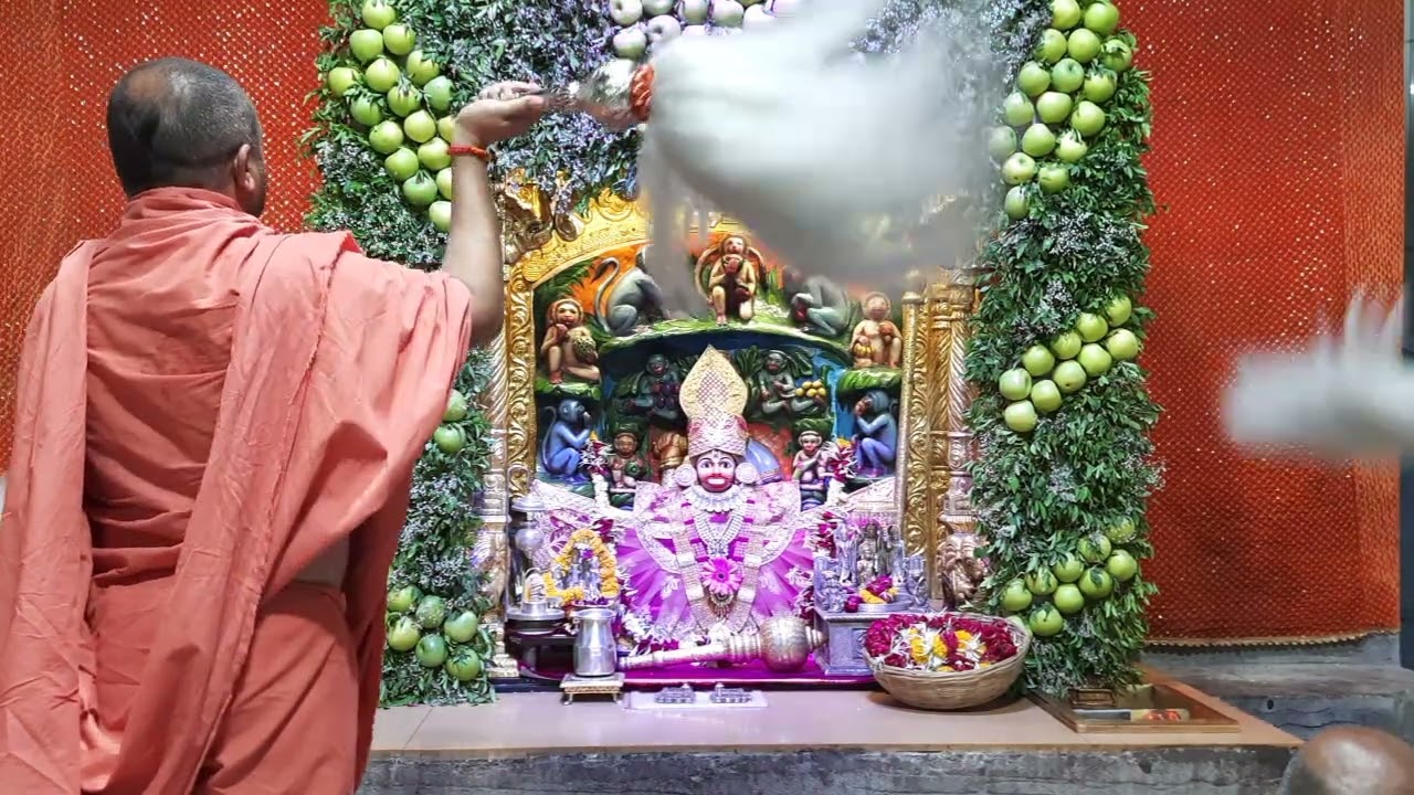 શ્રી બાલાજી હનુમાનજી મંદિર રાજકોટ દાદાની સંધ્યા આરતી દર્શન તા.૮-૬-૨૦૨૪#jaybalaji