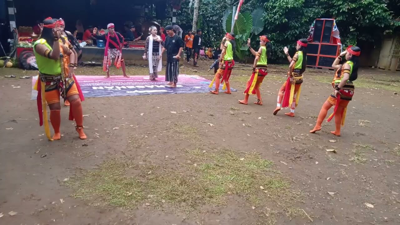 RONDO KEMPLING CAMPUR SARI VERSI GAMELAN BERSAMA LENGGER ANJANI PUTRI FEAT NABILA