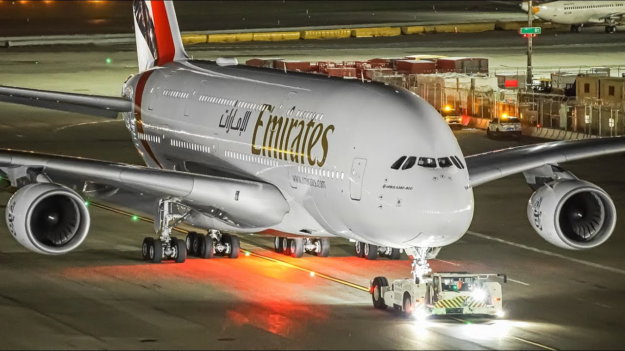 20 MINUTES of GREAT LATE NIGHT Plane Spotting at JFK | New York Airport Plane Spotting [KJFK/JFK]