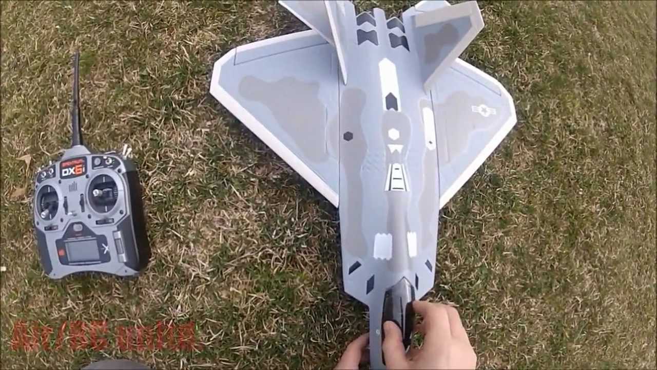 Jpower/Skyangel/BlitzRCworks Mini F-22 raptor 50mm EDF Jet (maiden & crash)