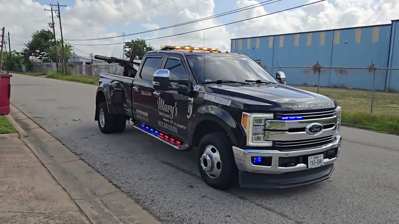 Wrecker Feniex Police Lights by EFS Houston Emergency Fleet Service