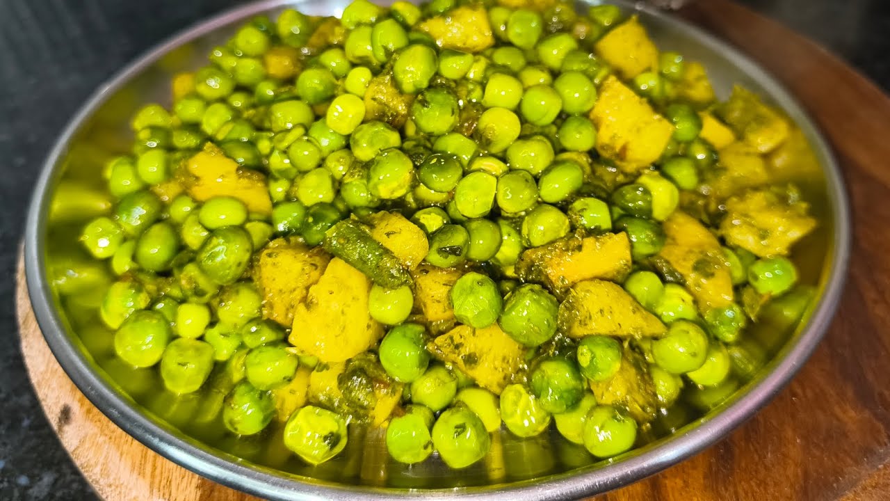 सिंपल और टेस्टी आलू मटर फ्राई, Aalu Matar fry recipe, special aloo mutter fry!