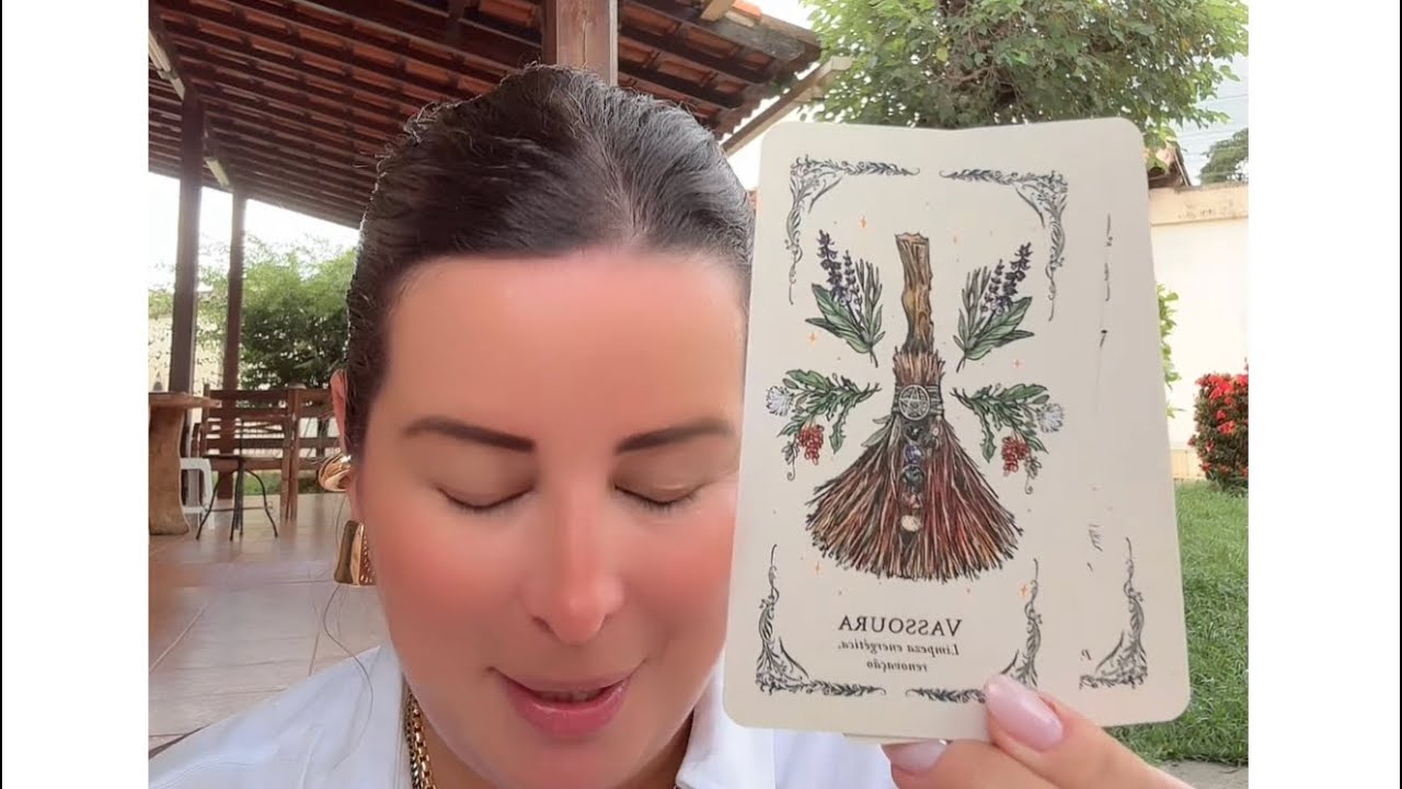 AQUELA FAXINA NECESSÁRIA 🧹🍀 #tarotbrasil #tarot #tarotterapeutico #tarotmaosdeluz 