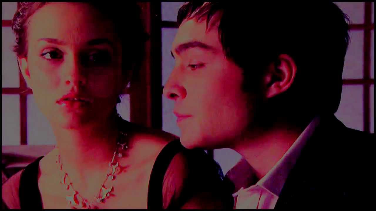 staring at it | chuck & blair