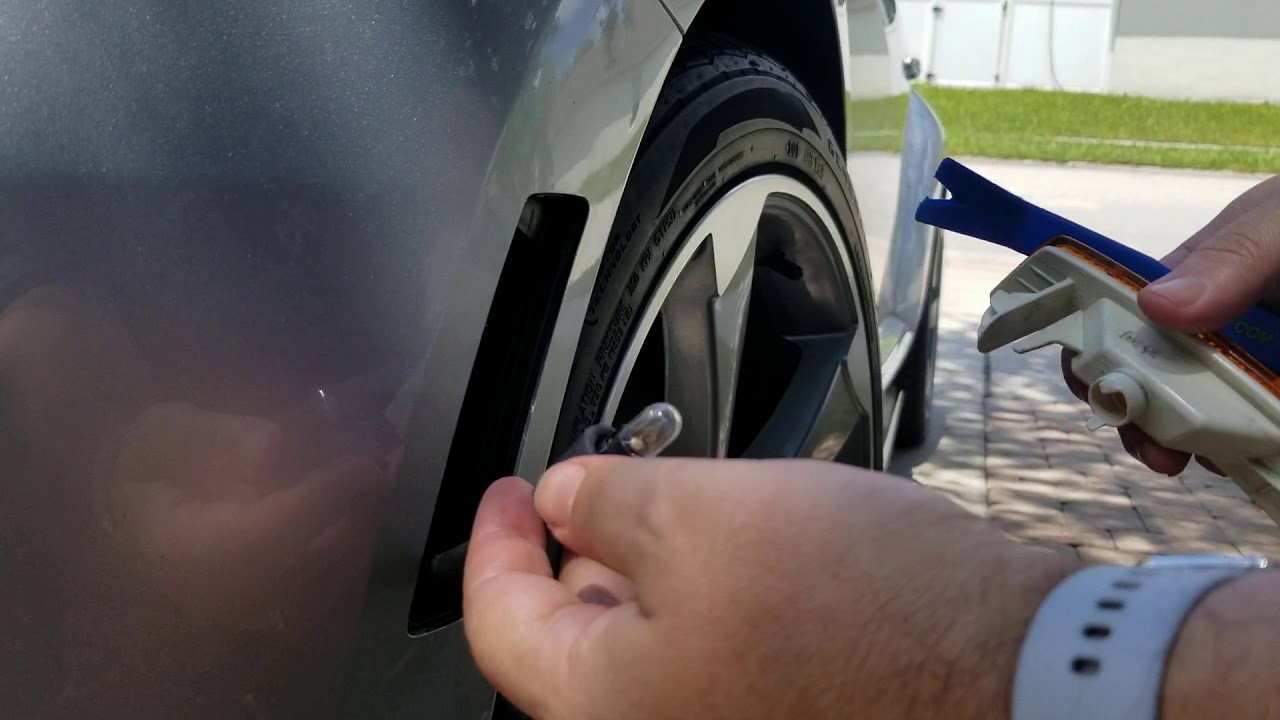 2012-2019 VW Beetle side markers removal