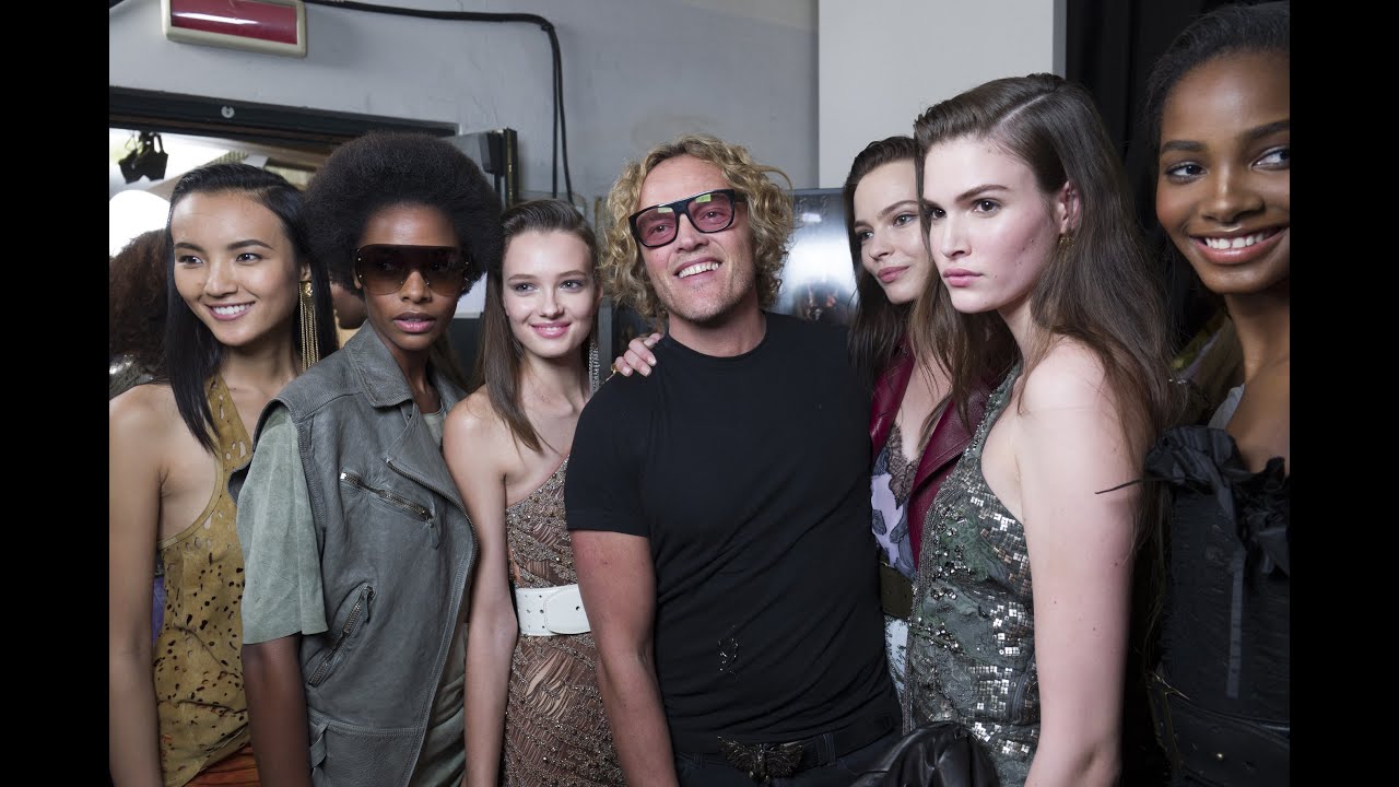 ROBERTO CAVALLI SPRING/SUMMER 2016 WOMEN'S COLLECTION - BACKSTAGE VIDEO