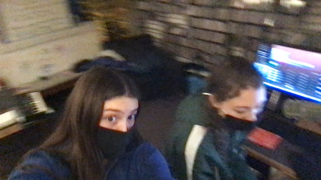 FIRST COLLEGE RADIO SHOW OF 2022!!! last first show 😭