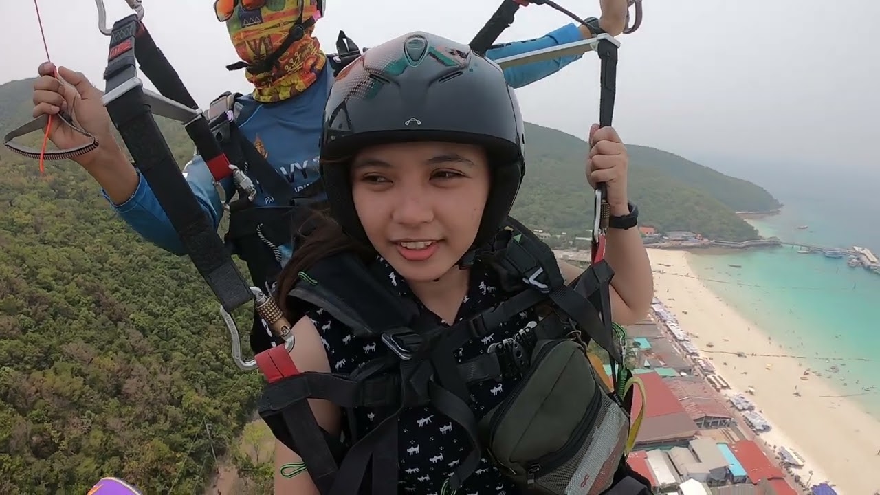 Koh Larn Paragliding