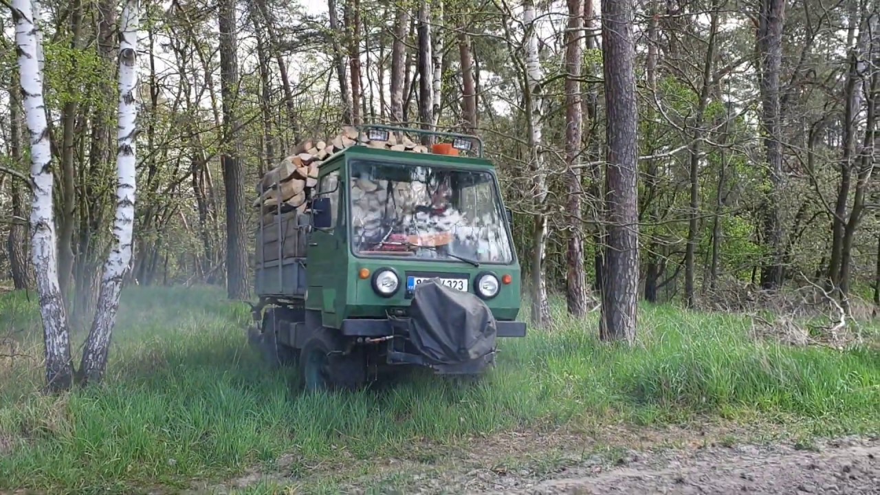 Multicar M25 -V&yacute;jezd z lesa po naložen&iacute;