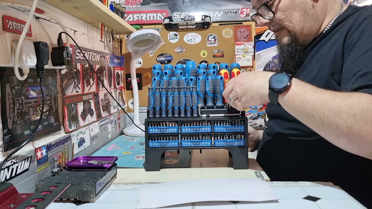 Aldi 100 piece  Screwdriver set