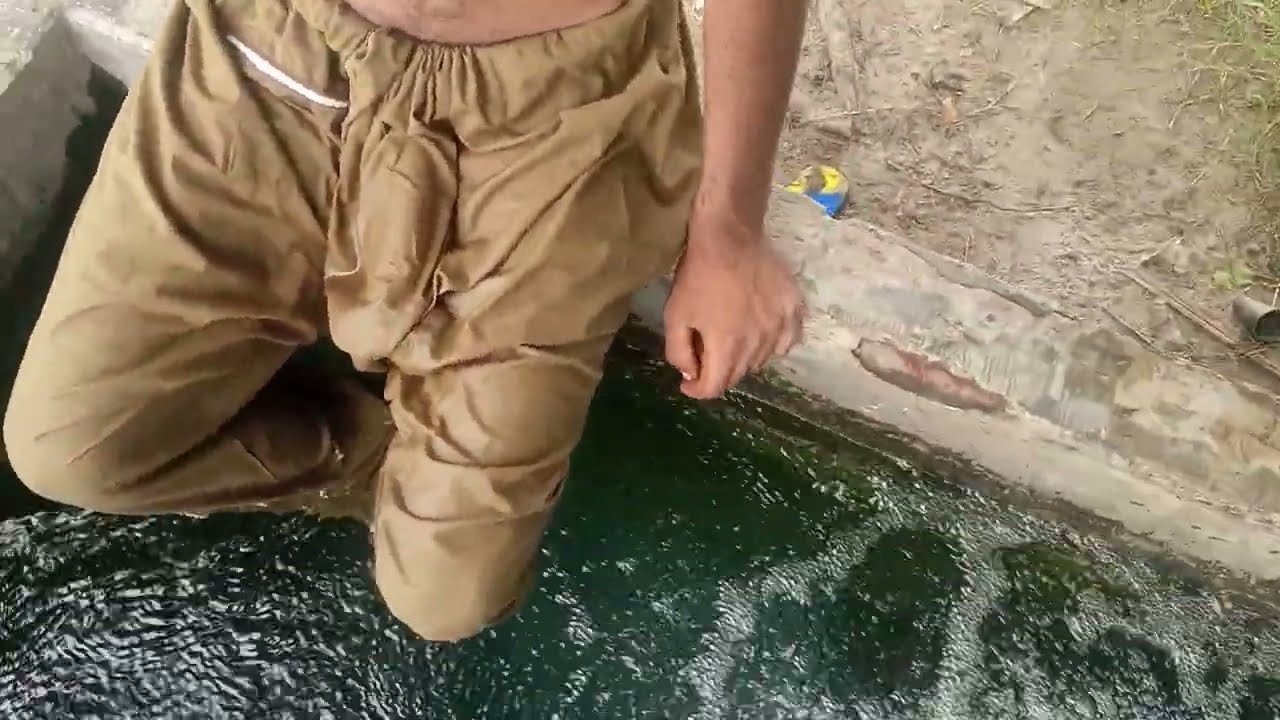 Boy Tubewell Swimming Vlog in village / New Tubewell Bathing Vlog 🔥 