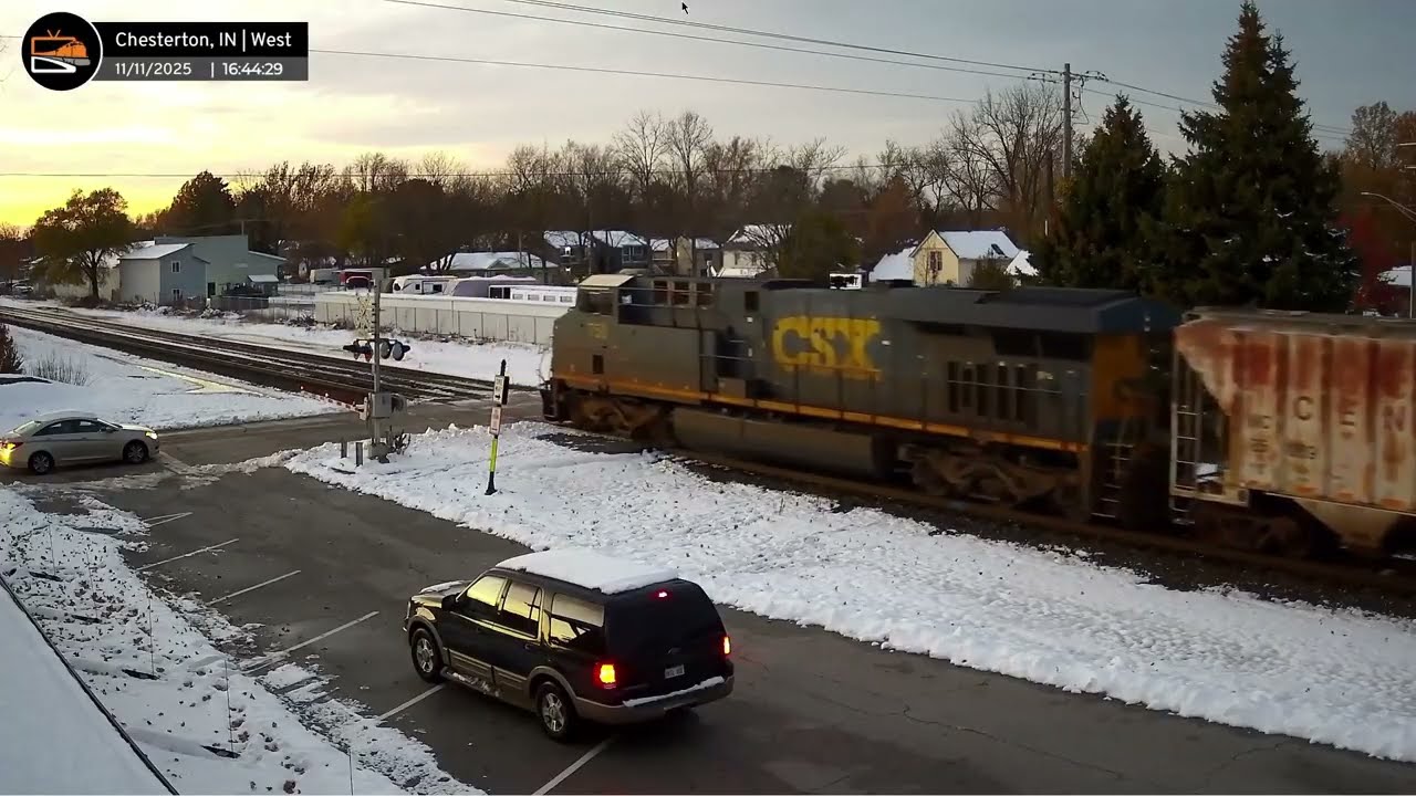 lots of bnsf foreign power including bnsf warbonnet leader. 2 pairs of NS GP59 in Chesterton, IN.