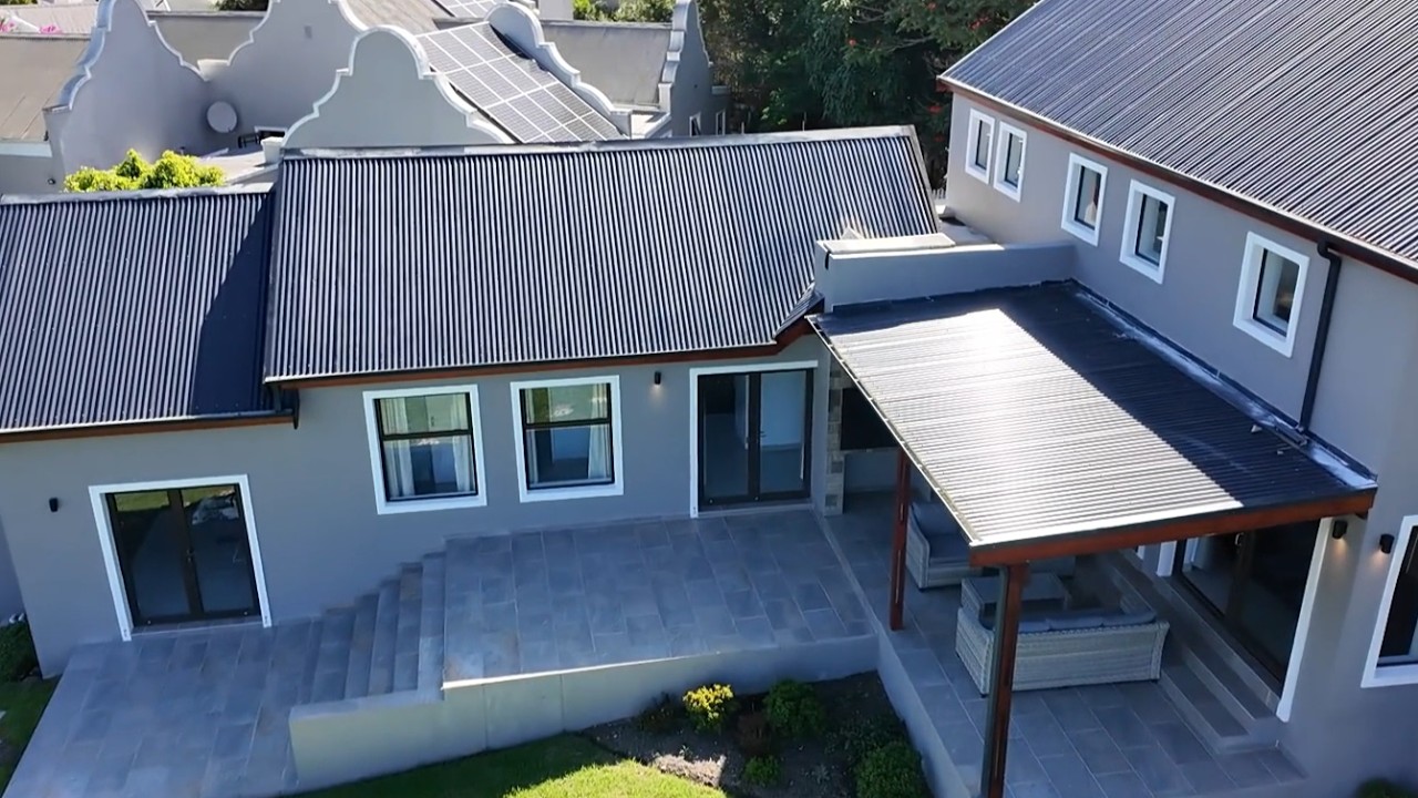 Spacious Property FOR SALE in Knysna, Garden Route