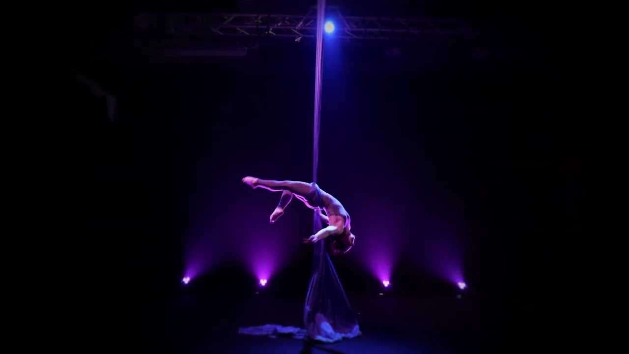 Sophie Coward - Aerial Silks