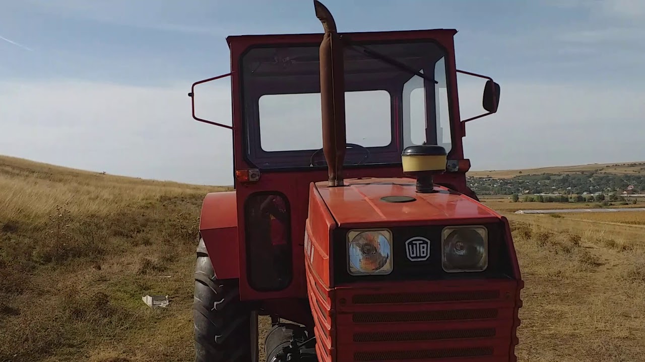 Romanian tractor universal 650 M 2004 original 85 hours of operation