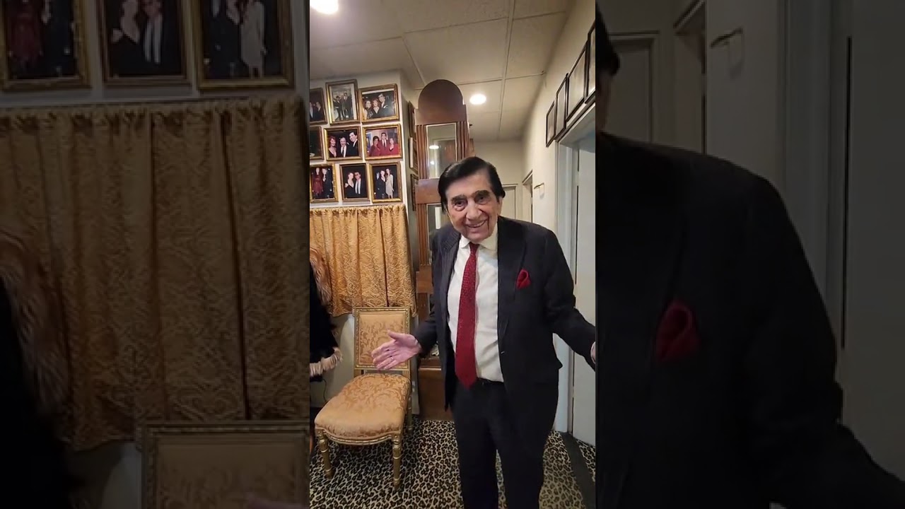 Έλληνες της Αμερικής,  Κύριος Πέτρος, Diana’s Opaa, Contessa Bottega 