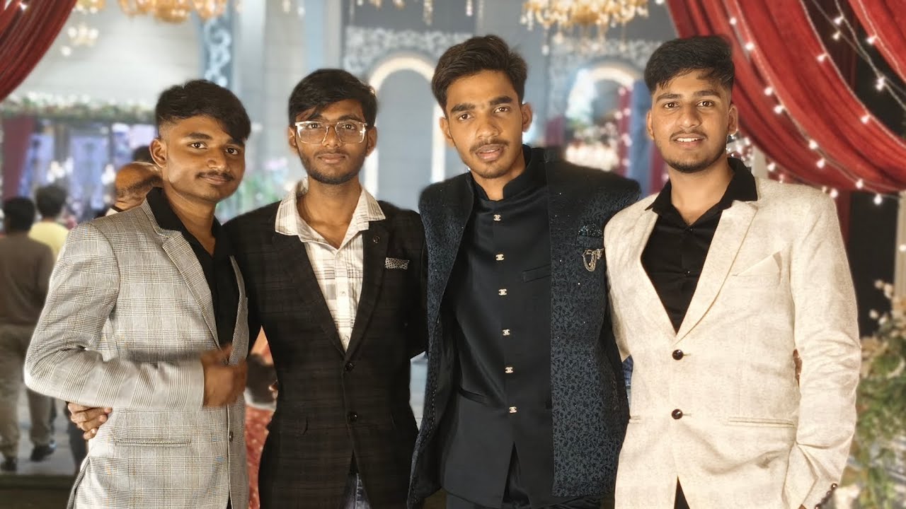 Meet with my Friends #vlog #vlogger #youtube #vlogging  #dailyvlog #newvideo #subscribe  #vloggers 