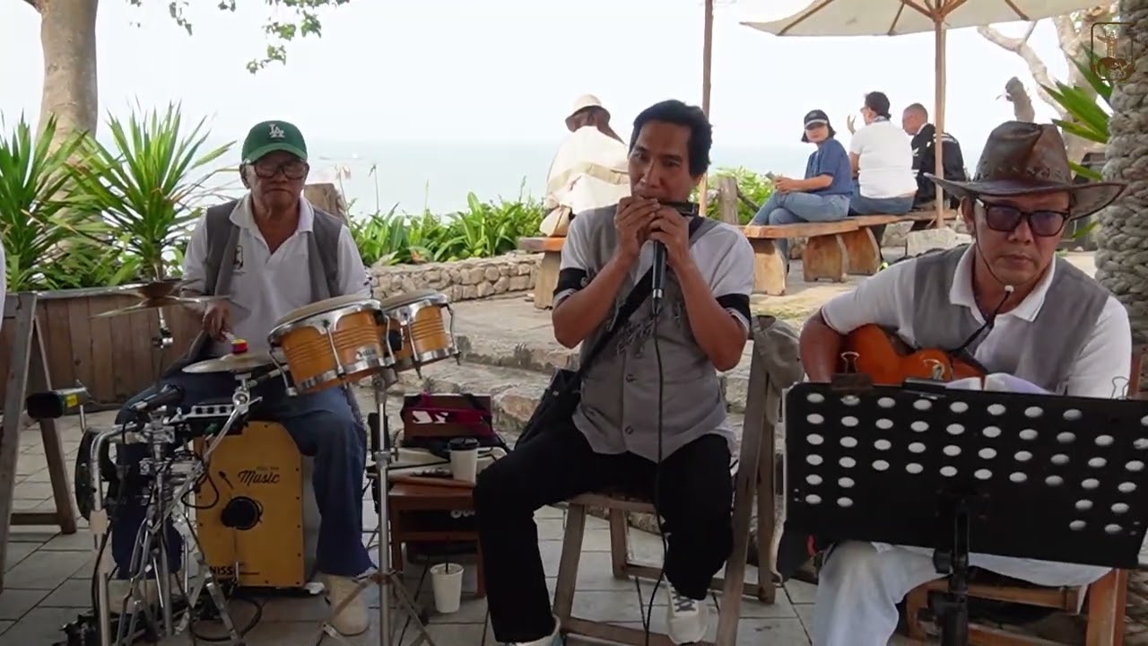 Ngài có đó l The Holy Band l Trung Tâm Hành Hương Chúa Kitô Vua