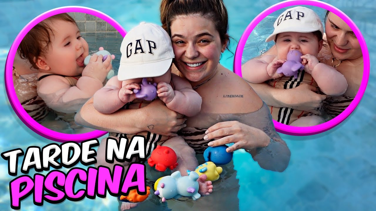 DIA NA PISCINA COM A LUA