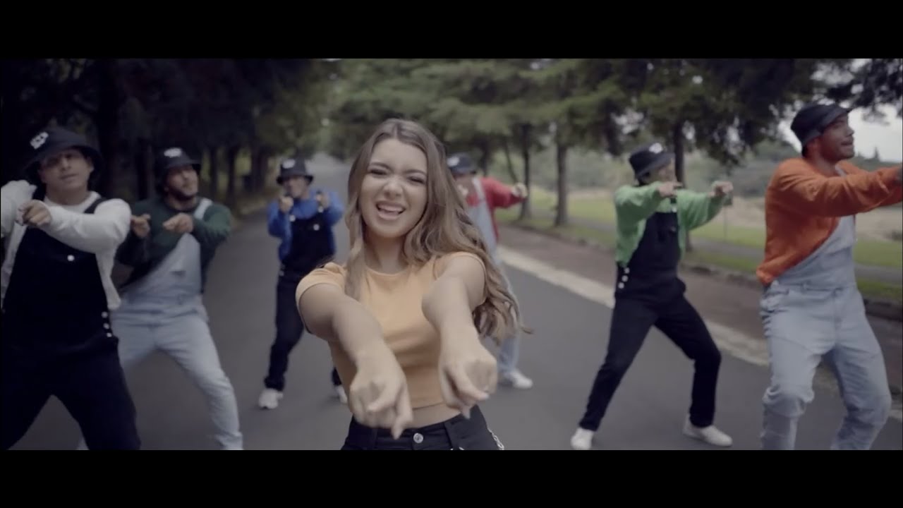 ACTITUD (Himno Teletón 2021) - Analu Dada