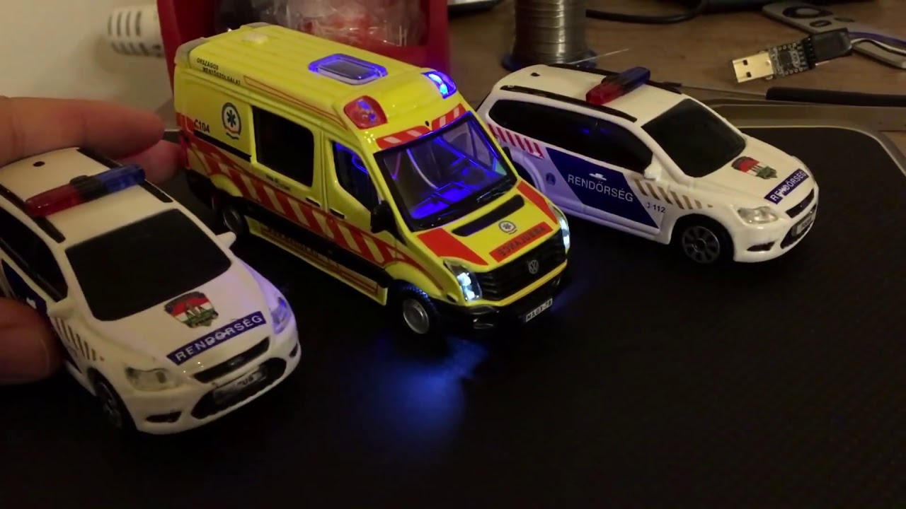 OMSZ Mentőaut&oacute; &eacute;s Rendőraut&oacute; tuningol&aacute;s ( Police & Ambulance )