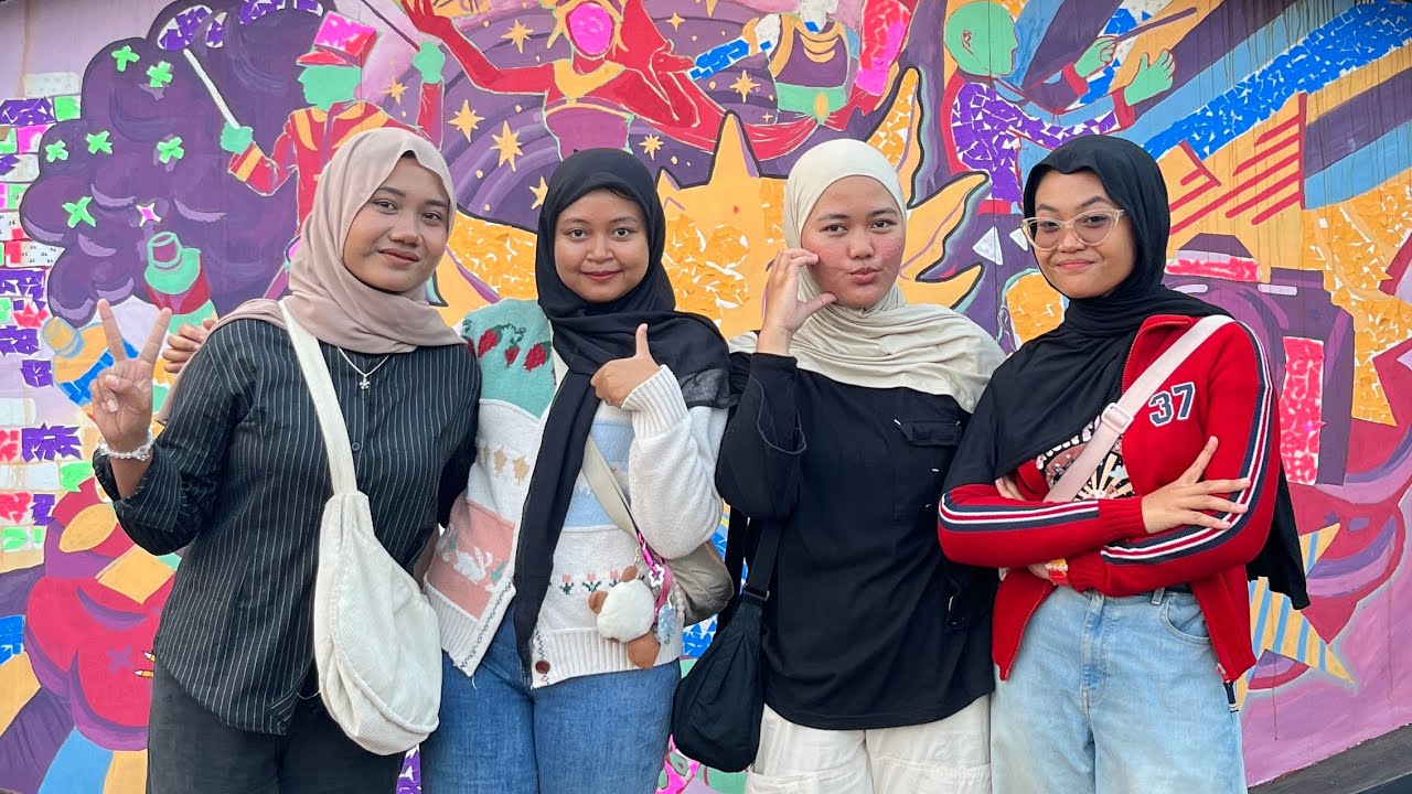 karaoke w/syahri dan kucingku💕