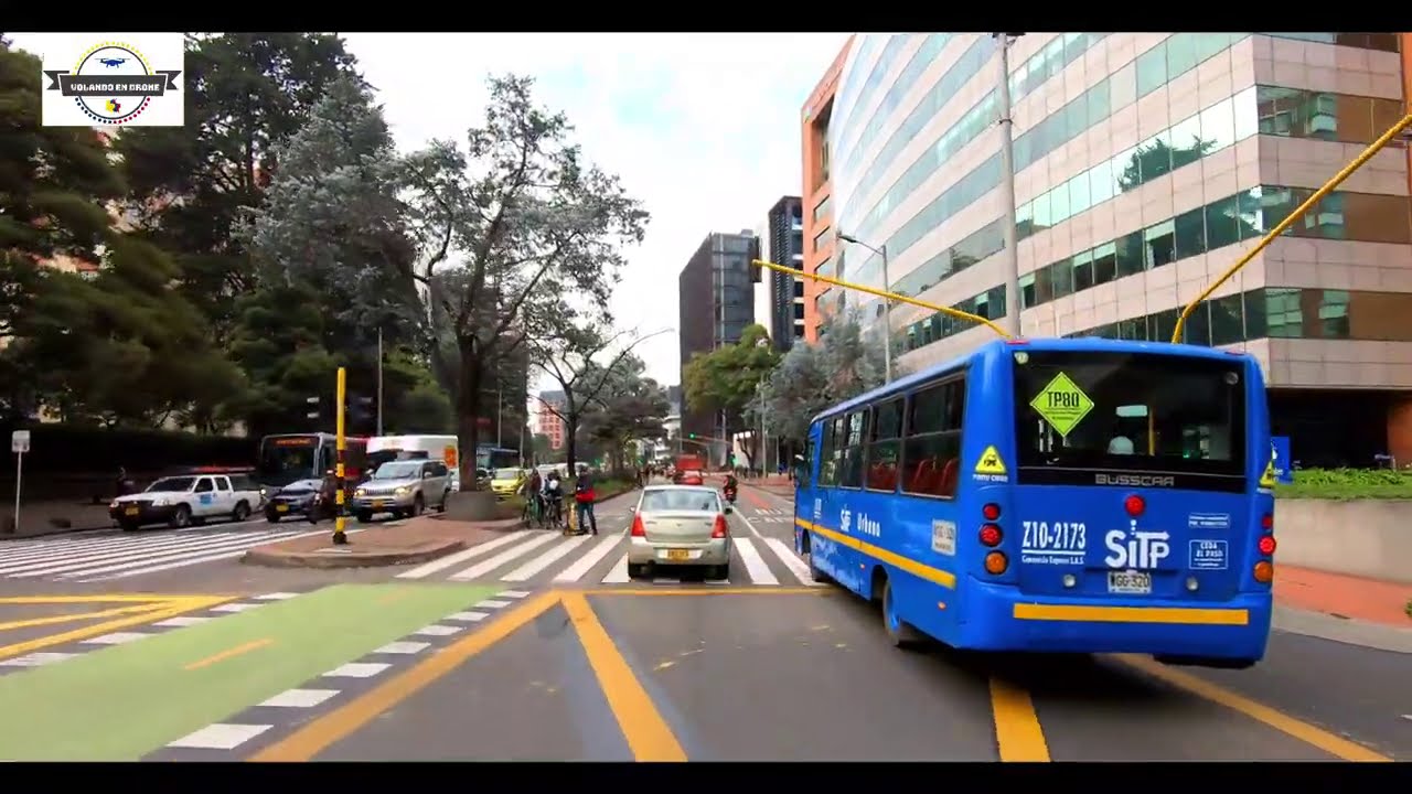 VOLANDO EN DRONE 4K -DRIVING BOGOTA- CRA. 7 CALLE 153 HASTA CALLE 12 - COLOMBIA