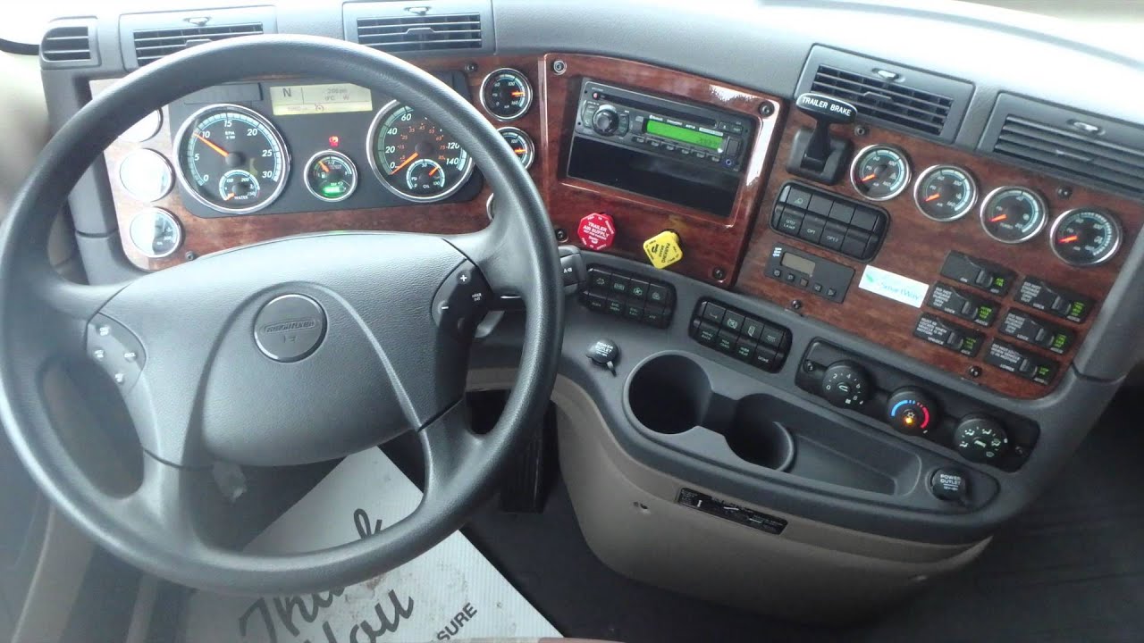 2016 FREIGHTLINER Cascadia Evolution 72 RR | New West Truck Centres | Alberta