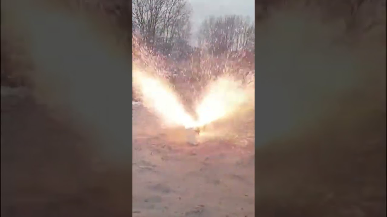 Super Experiment 1000 Sparklers vs safe !
